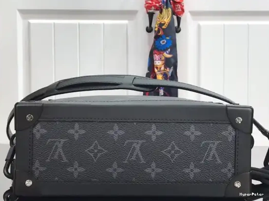 VUITTON LOUIS TRUNK SOFT 0625